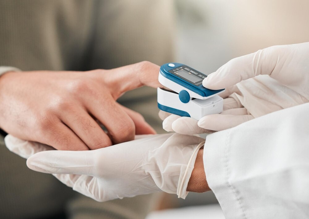 Straż Miejska w Świeciu wspiera osoby bezdomne w trudnym okresie zimowym