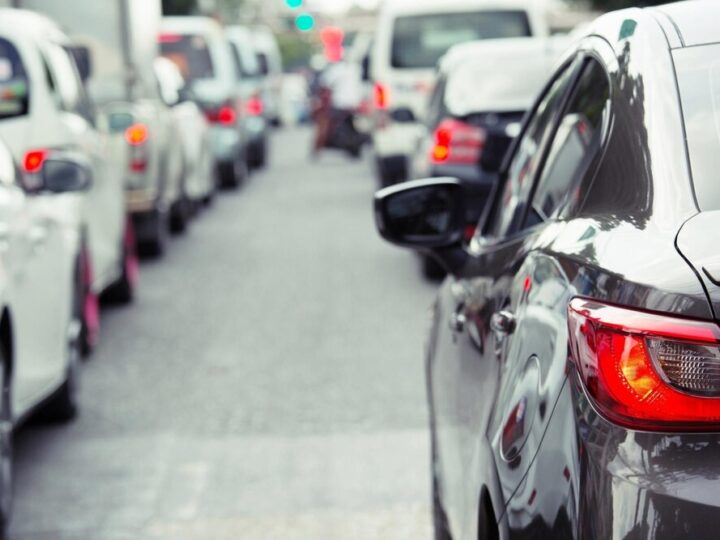 Awionetka ląduje na autostradzie A1 – pilot bezpieczny, ruch utrudniony